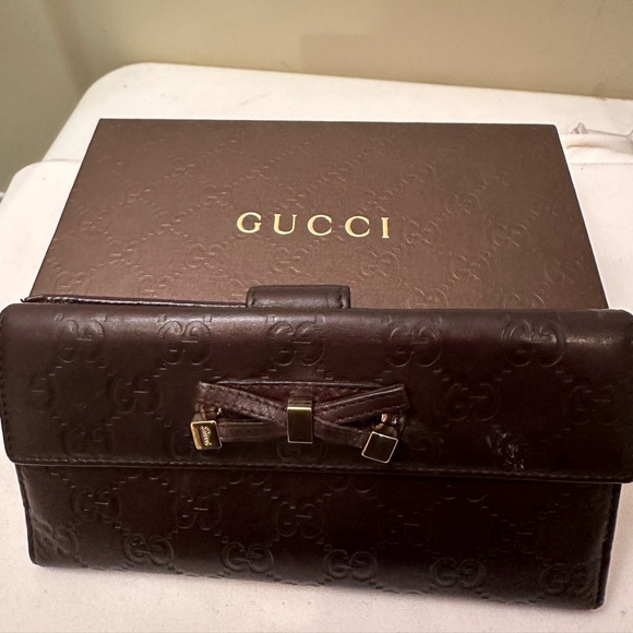 GUCCI Ssima GG wallet in EUC brown leather with monogram on leather see pic - Picture 2 of 10